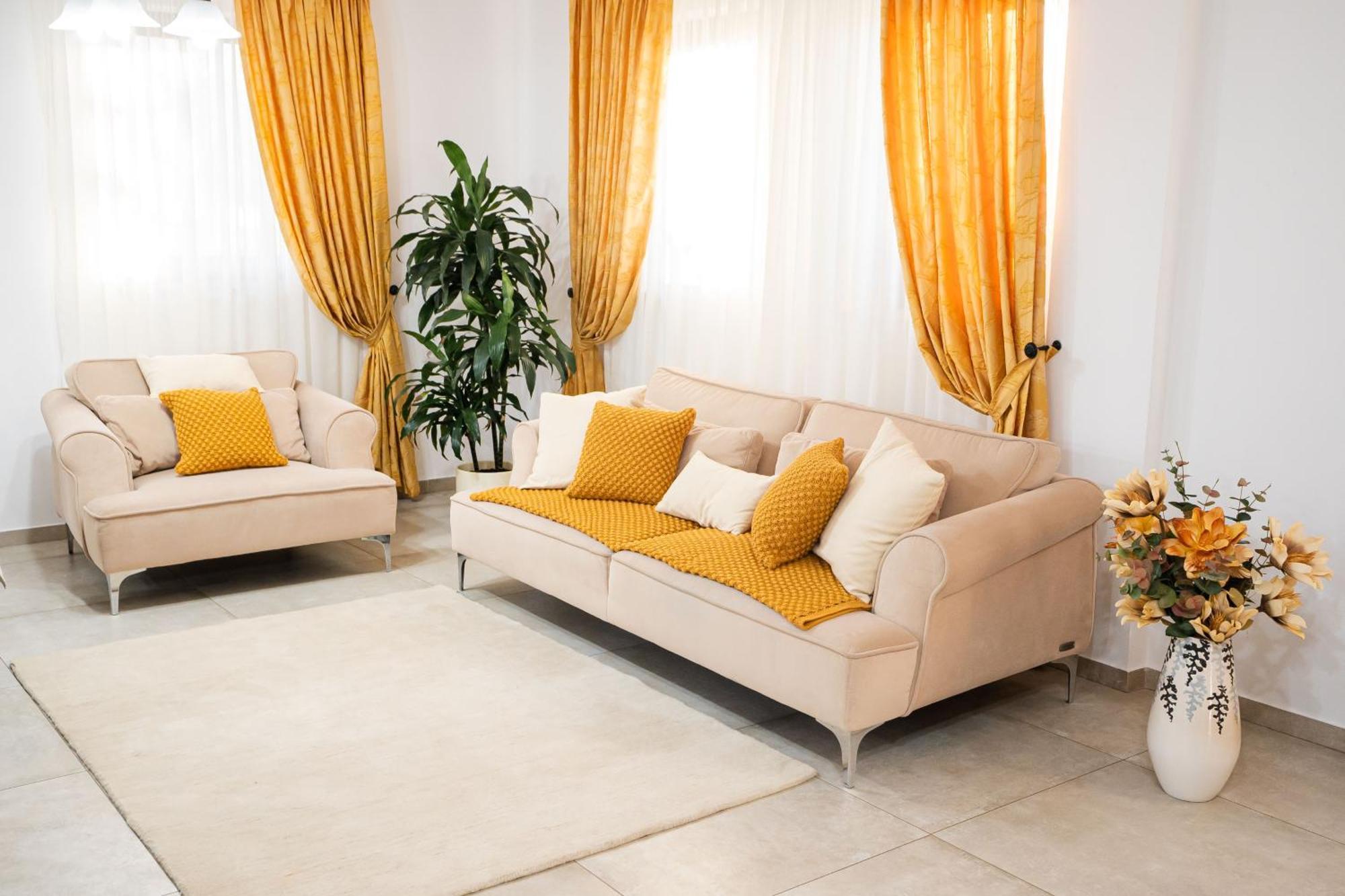 Casa Andra Hotel Siret Екстериор снимка